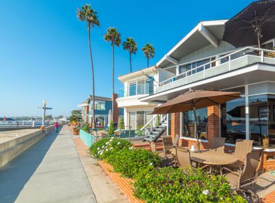 Houses by the sea in Balboa Island